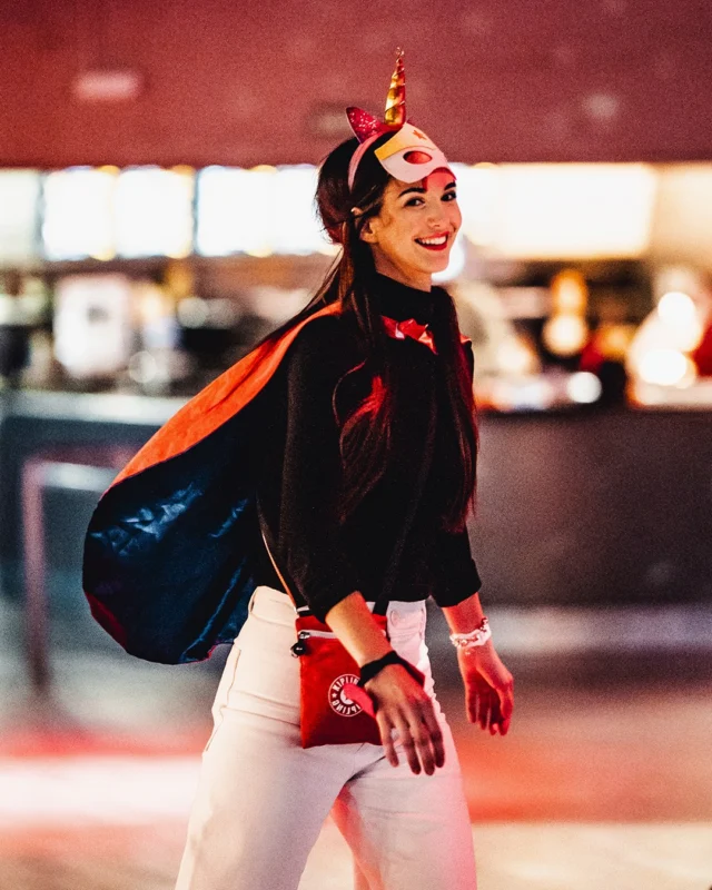 🥳 Cuando el cumple es en Rolling no hace falta que te pidan sonreír 📸🎂

¡Escríbenos a info@rollingdance.com y te ayudamos a prepararlo todo!

#planesenMadrid
#RollingDanceBurger #EstaciónDeChamartín